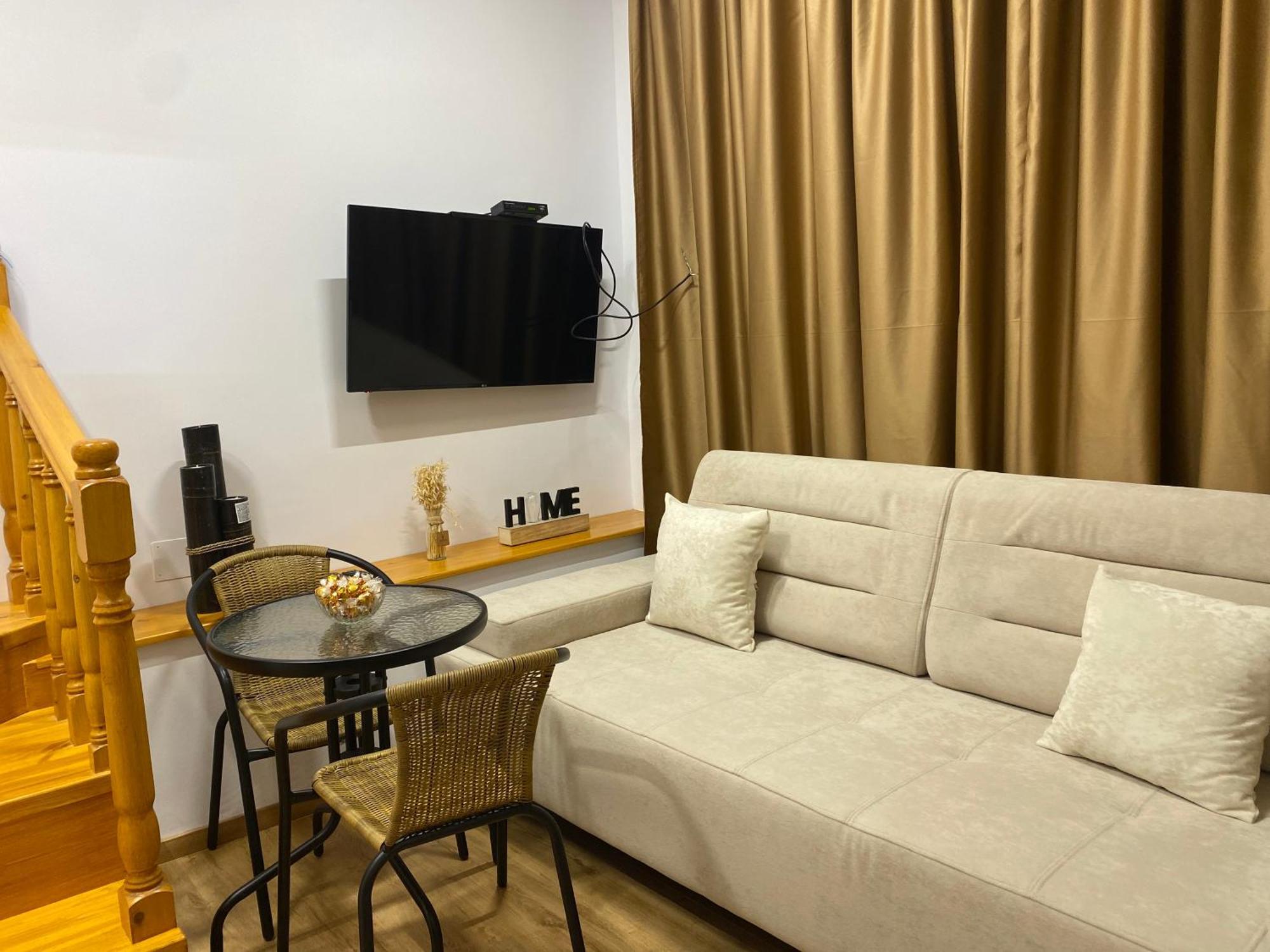 Vila D Berat Luaran gambar